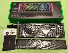 RAZER BLACKWIDOW V4 – Green Switches – Black – RGB – German-Layout – Gaming