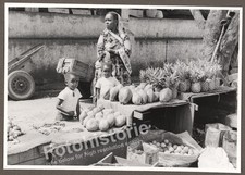 Photo market stall woman - market,