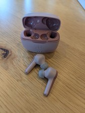 JBL Tune 215 TWS, In-ear Kopfhörer Bluetooth Pink Ladecase USB C
