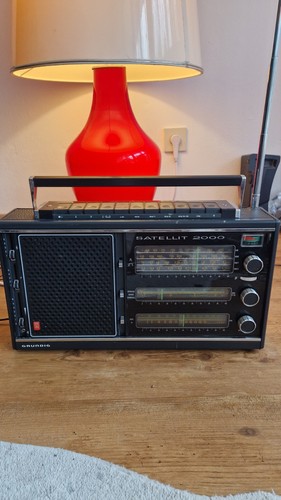 Grundig satellit 2000 vintage - 2000,