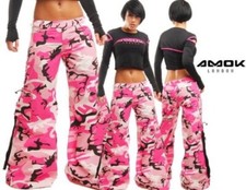 Amok London Y2K Ultra Schlag