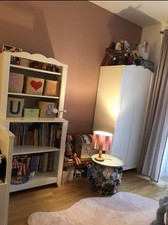 Komplettes Kinderzimmer IKEA – Bett, Kleiderschrank & Bücherregal + Himmelbett