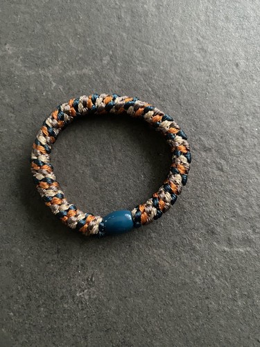 Haargummi oder armband - oder,