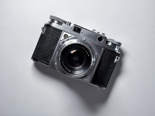 Voigtländer prominent 50mm - prominent, +