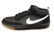 Nike SB React Leo Baker