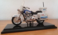 Harley Davidson FLHR Road King California Highway Patrol Police 1-18 neuwertig