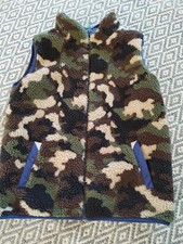 Bodendirect Mini Boden Weste Teddy Camouflage blau Größe 164 Wendejacke Jacke