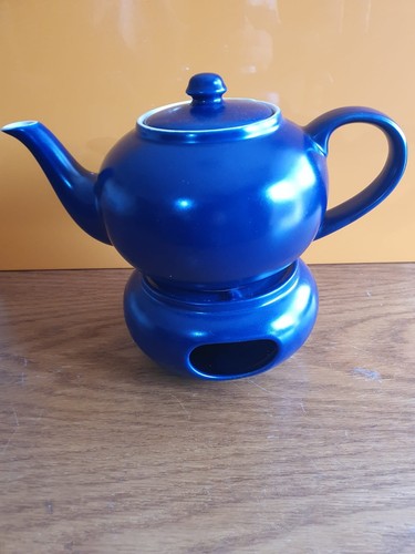 Teekanne mit stövchen - teekanne,