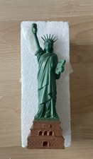 Grand Theft Auto GTA IV Statue