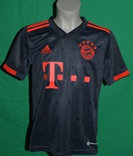 Trikot vom FC Bayern München, Saison 2022/2023, Größe 140, #4 DE LIGT