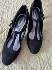 Sehr schöner Pump Marke