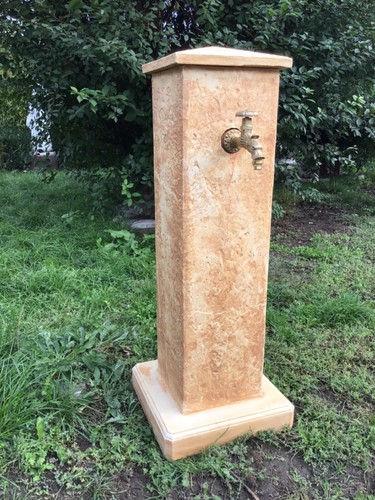 Steinfigur wasserzapfsäule - steinfigur,