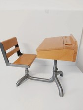 Vintage-Stil Holz Puppe Schule