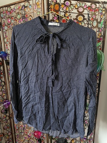 Elegante bluse mit tupfen - tupfen, und
