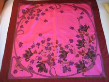 Schönes Tuch Thai Seide Thai Silk pink rosa rot lila Goldkonturen Gutta 89 x 88