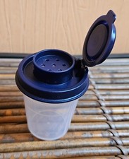 Tupperware Wichtel Salzstreuer