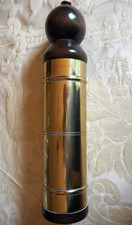 Top Zustand! Edle große Pfeffermühle, dunkles Holz, vergoldet - ein Schmuckstück