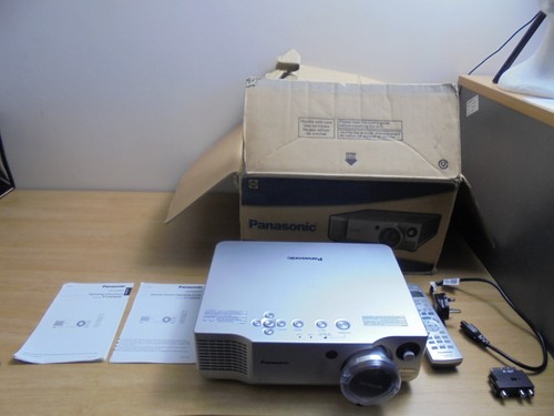 Panasonic ae900e lcd beamer - panasonic, pt-ae900e