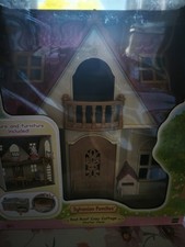 Sylvanian families red roof - families,