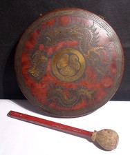 Antiker japanischer Gong, um
