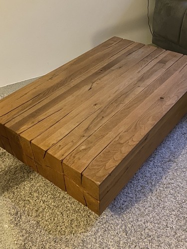 Couchtisch massiv aus