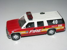 Code 3 FDNY Battalion 40 Feuerwehr New York F.D.N.Y  schönes Modell