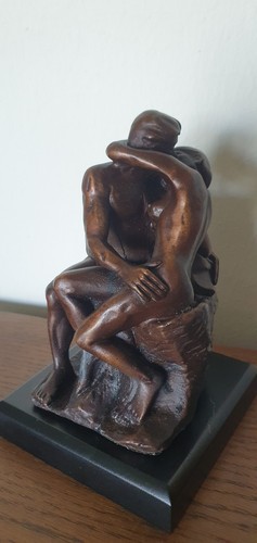 Bronze skulptur der - "der, kuss"