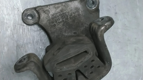 Getriebestütze links - getriebestÜtze, vw
