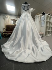 Hochzeitskleid, Neu Mit