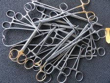 Chirurgische medizinische  Instrumente  Konvolut 20 Stück    Praxis Instrumente