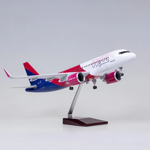 Extra großes wizz air airbus - großes,