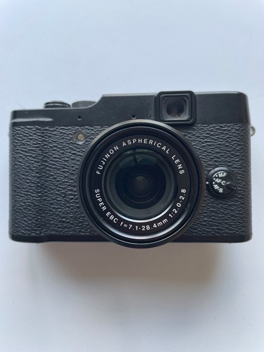 Fujifilm finepix series x10 - x,