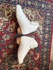 Risport Antares 255 GR.39 Stiefeln Schlittschuhe Eiskunstlauf