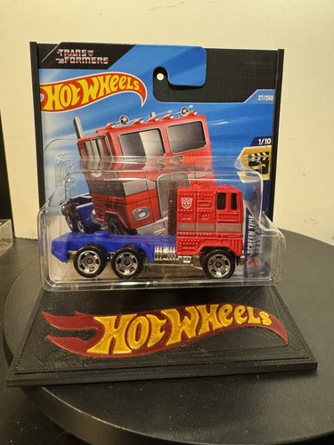 Hot wheels optimus prime - wheels,