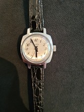 Ruhla Antimagnetic Vintage Damenuhr Handaufzug Läuft