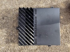 Verstärker für HiFi-System im BMW E46 touring 8376312