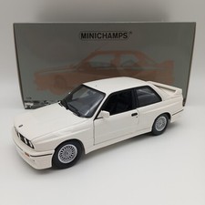 MINICHAMPS 1:18 BMW M3 E30