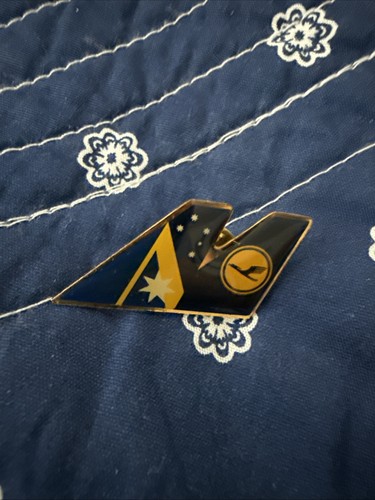 Lufthansa kooperation pin - lufthansa,