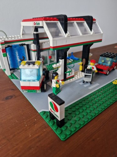 Lego town gas wash - gas,