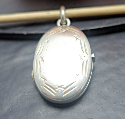 Antik medaillon anhänger zum - medaillon,