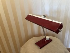 DDR VEB Metalldrücker Halle, Schreibtischlampe, Objektlampe weinrot,  40x40