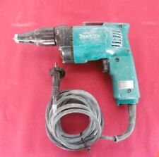 Makita Trockenbauschrauber 6822 - 1/4" Innensechskant 60 mm 570 W BJ: 2004 