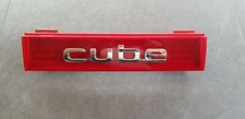 Original Nissan Cube -- Heckblende mit Emblem -- 90810-1FA1B