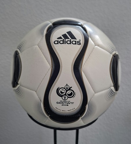 Adidas teamgeist ball - teamgeist, 2006