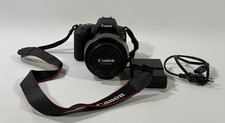 Canon EOS 2000D mit EF-S