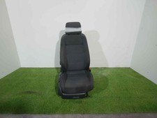 1K4881106KQ RECHTER VORDERSITZ