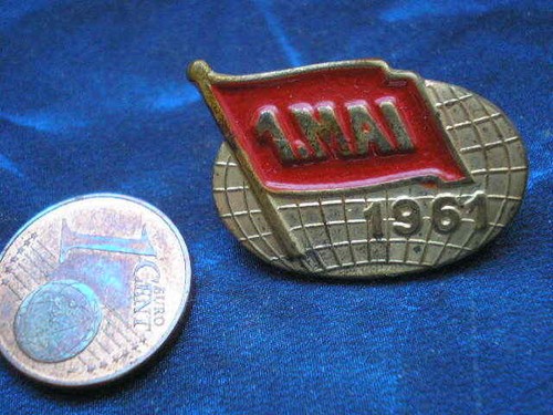 Mai 1961 ddr - mai, abzeichen