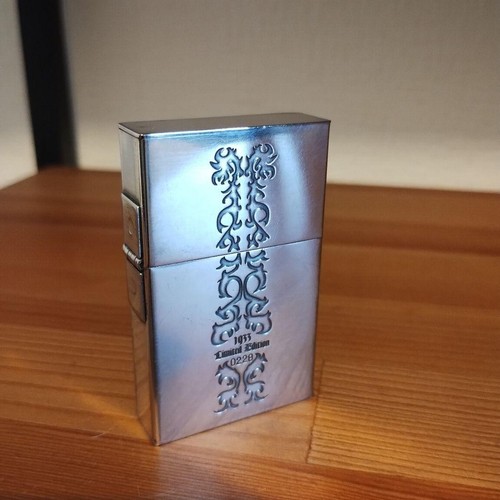 Vintage zippo 2000 limited - vintage,