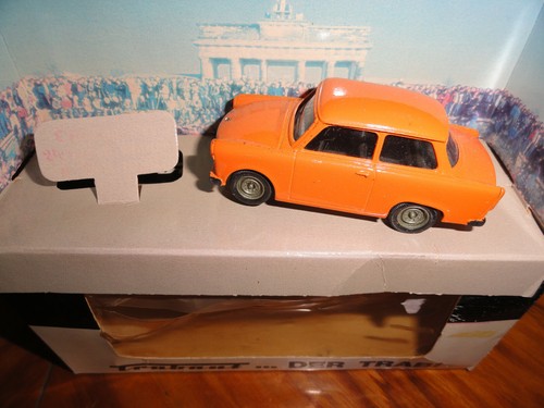 Modellauto trabant metall der - modellauto,