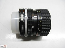 Nikon 35-70 mm 3.3-4.5 Nikkor